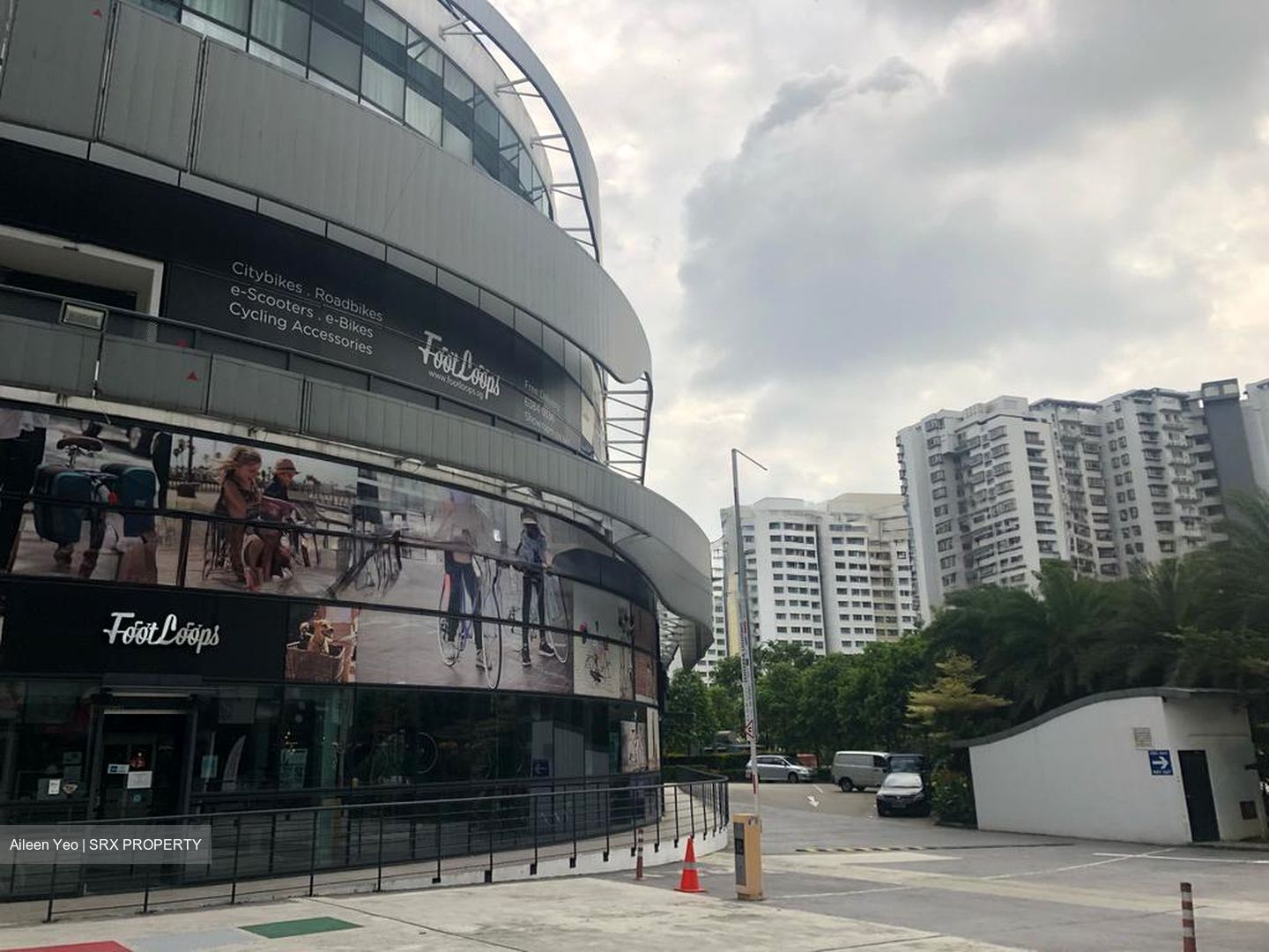 Oxley Bizhub (D14), Factory #580607021